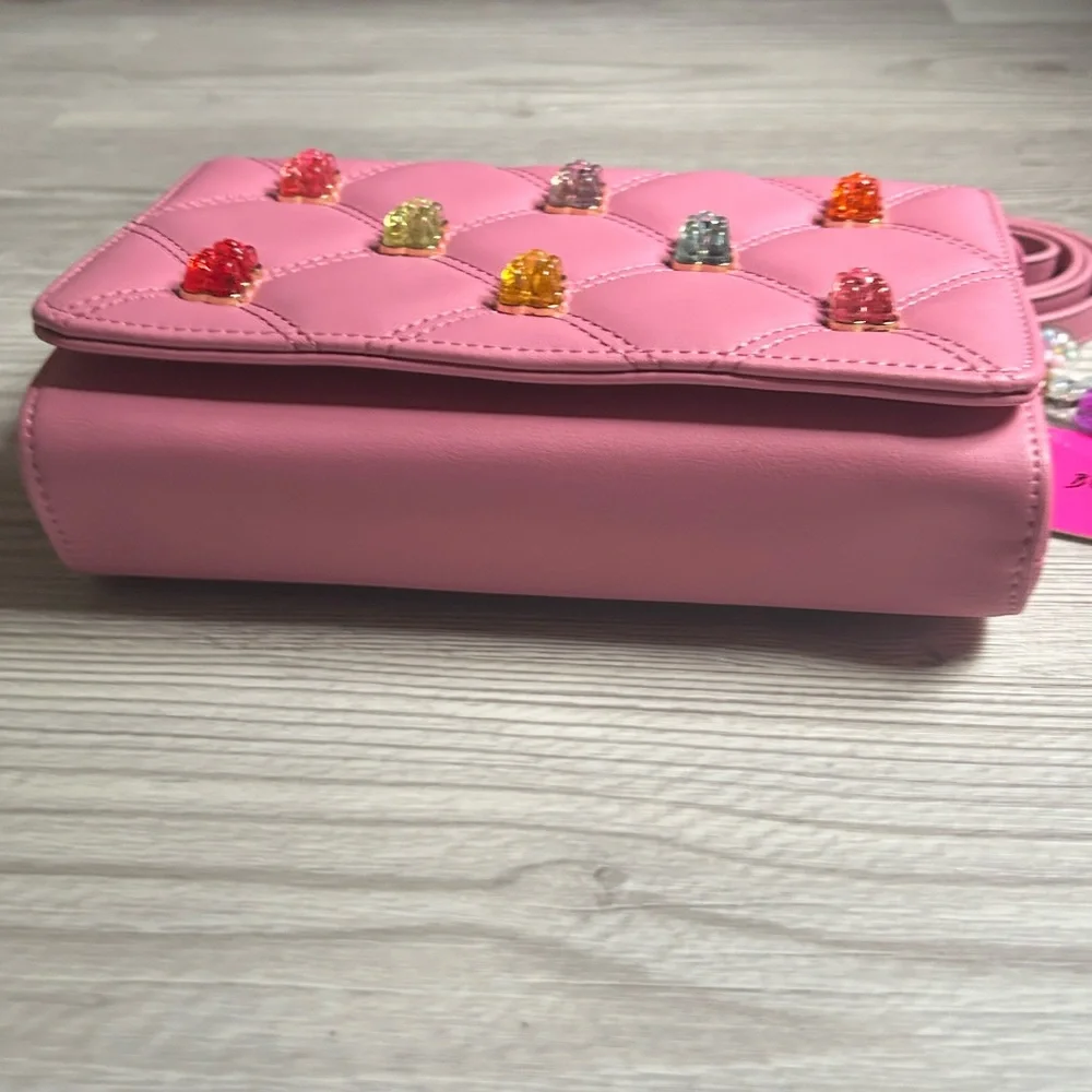 🐻 Gummy Bear Quilted Betsey Johnson Crossbody Bag NWT - Picture 5 of 14